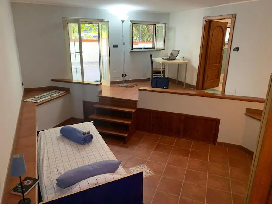 Villa Delfino Blu Con Accesso Diretto Al Mare Dalla Scogliera E Privacy Impagabile. サント・ステーファノ・ディ・カマストラ