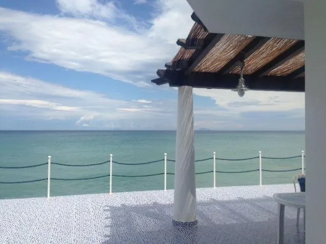Villa Delfino Blu Con Accesso Diretto Al Mare Dalla Scogliera E Privacy Impagabile. Santo Stefano di Camastra 0*,