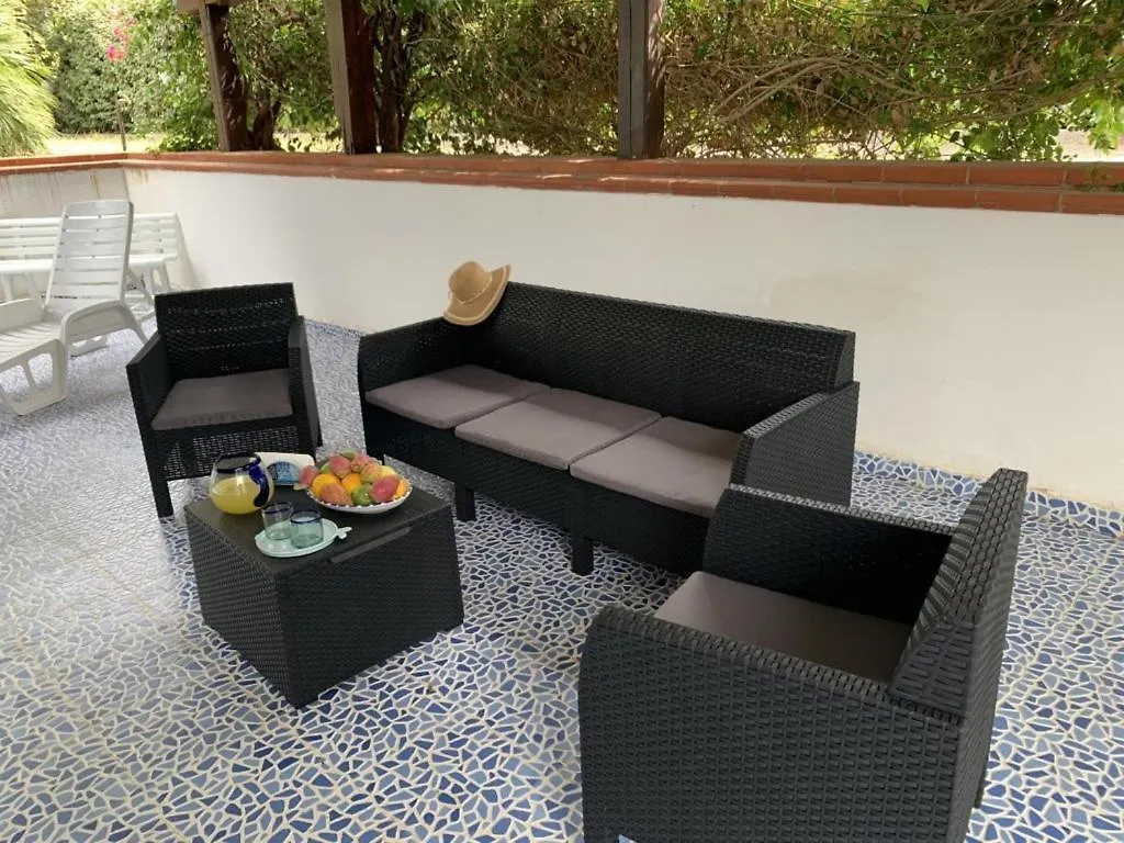Villa Delfino Blu Con Accesso Diretto Al Mare Dalla Scogliera E Privacy Impagabile. Santo Stefano di Camastra